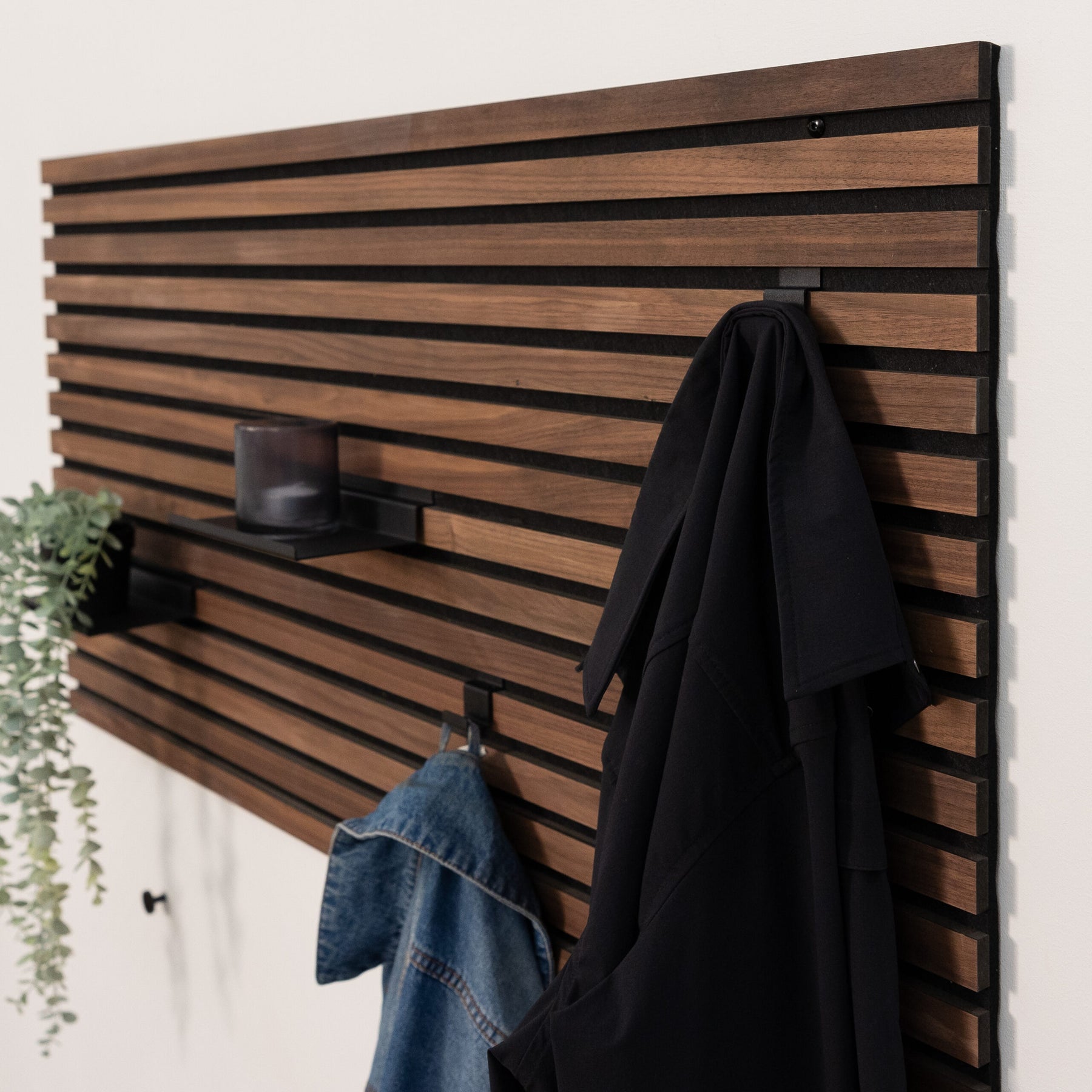HAKENLEISTE 240 cm (5 Haken inkl.)