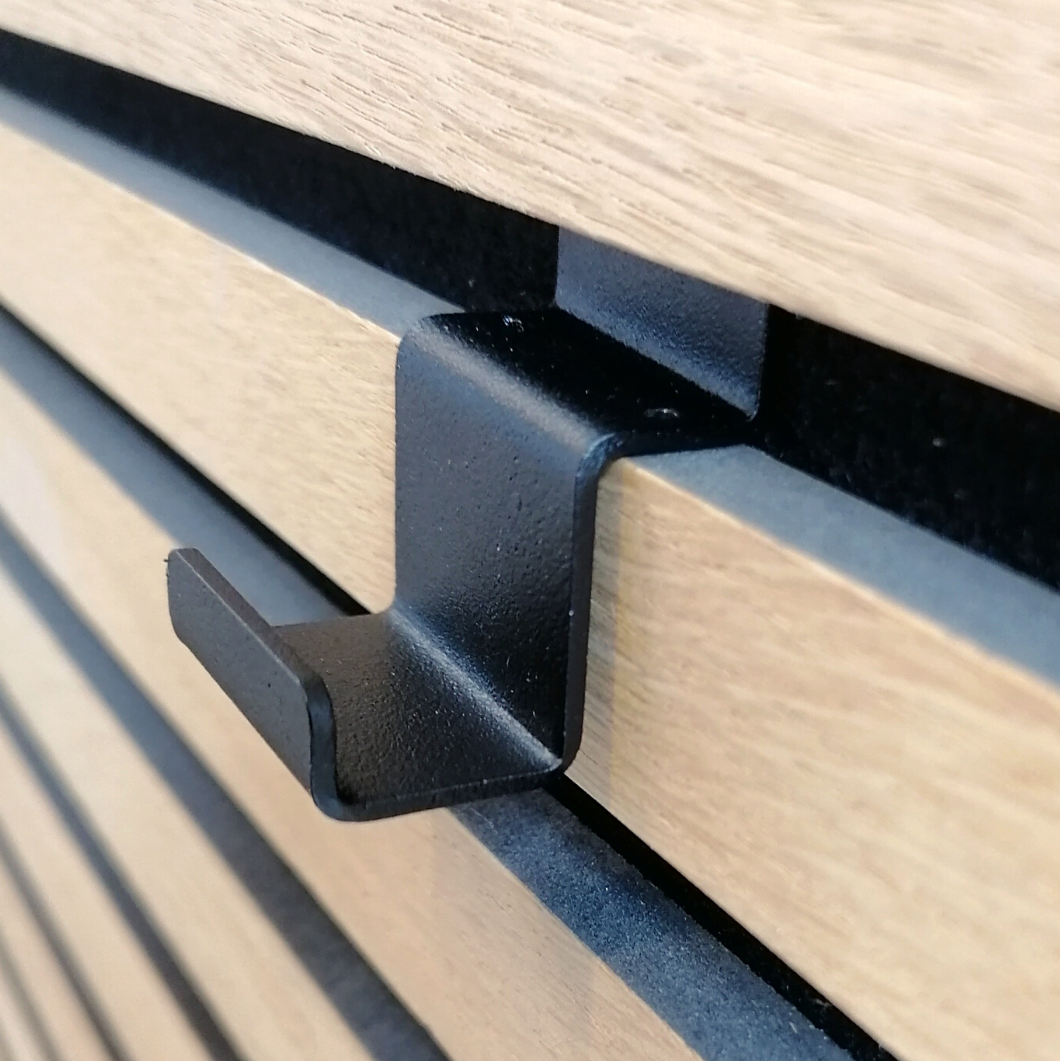 Schwarz pulverbeschichteter Zapfen für Akustikplatte