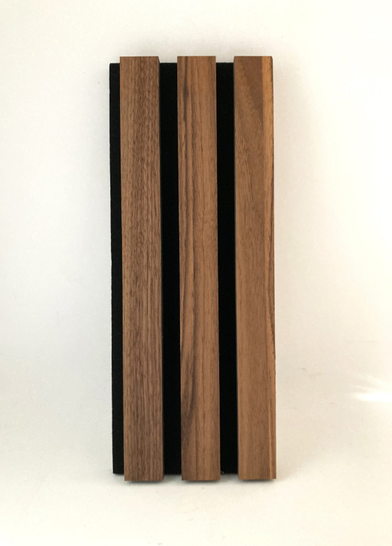 Premium Akustikpaneel Amerikanischer Nussbaum mit Naturöl 3000×600